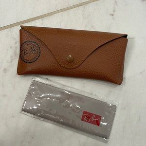 Ray Bans Case with Cleaning cloth